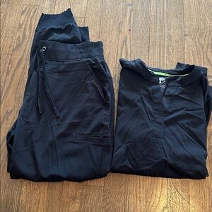 Healing Hands black Scrub Set - Top XL and Pants L